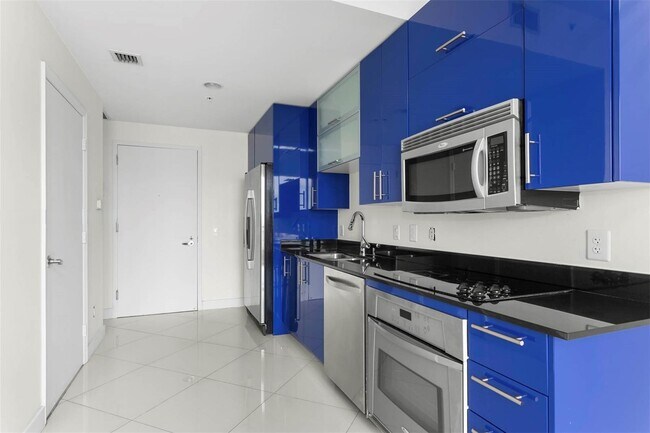 Photo - 60 SW 13th St Unit 3213