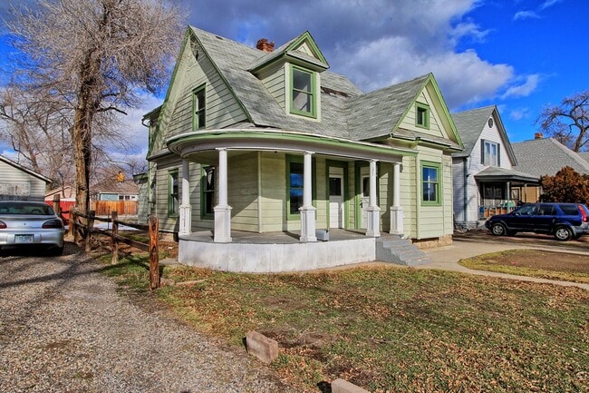 Photo - 5 Bed 2 Bath Home Close to Downtown GJ!