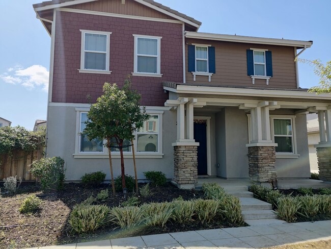 Building Photo - 232 Tuso Ranch Rd