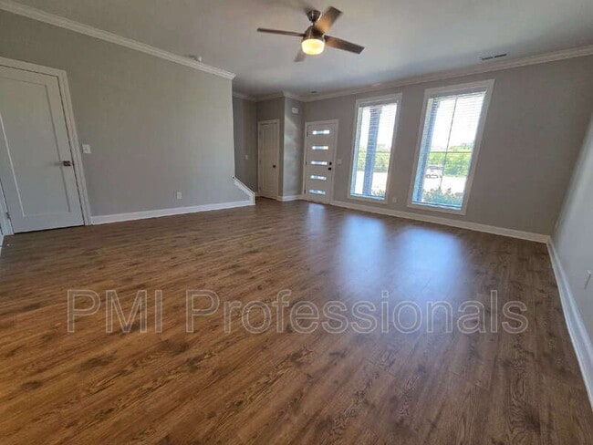 Photo - 1373 Rebecca Johns Dr