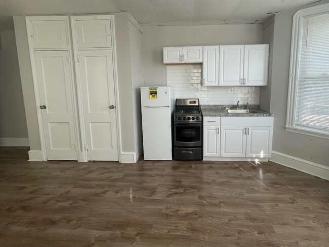 Photo - 1230 W Allegheny Ave Unidad 2R