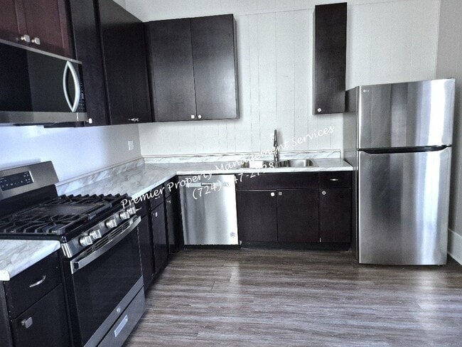 Photo - 1525 3rd Ave