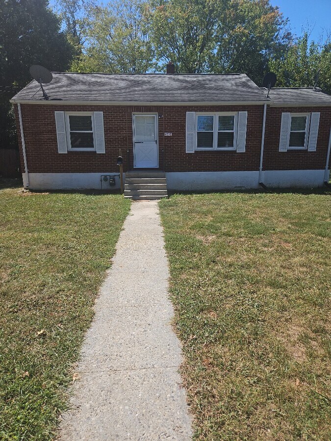 Photo - 4718 Eden Dr NW