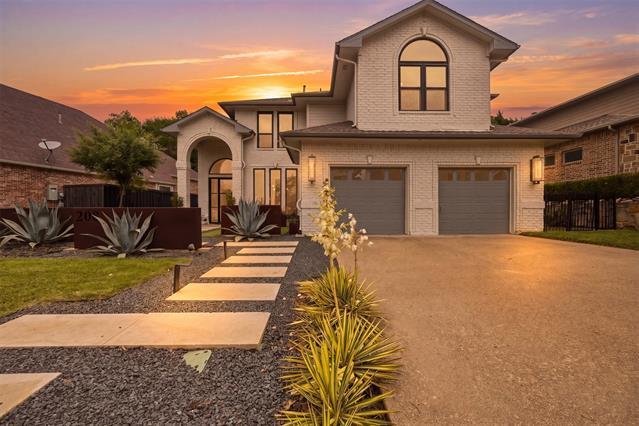 Photo - 208 Harbor Landing Dr
