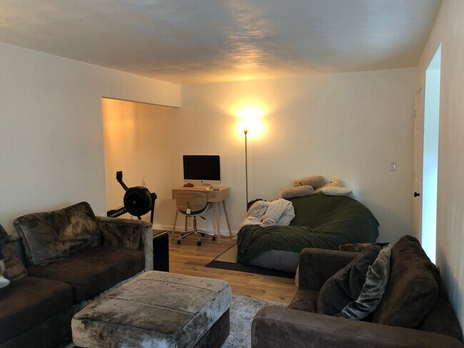 Living Room - 104 Chowning Pl Unit 104 Chowning