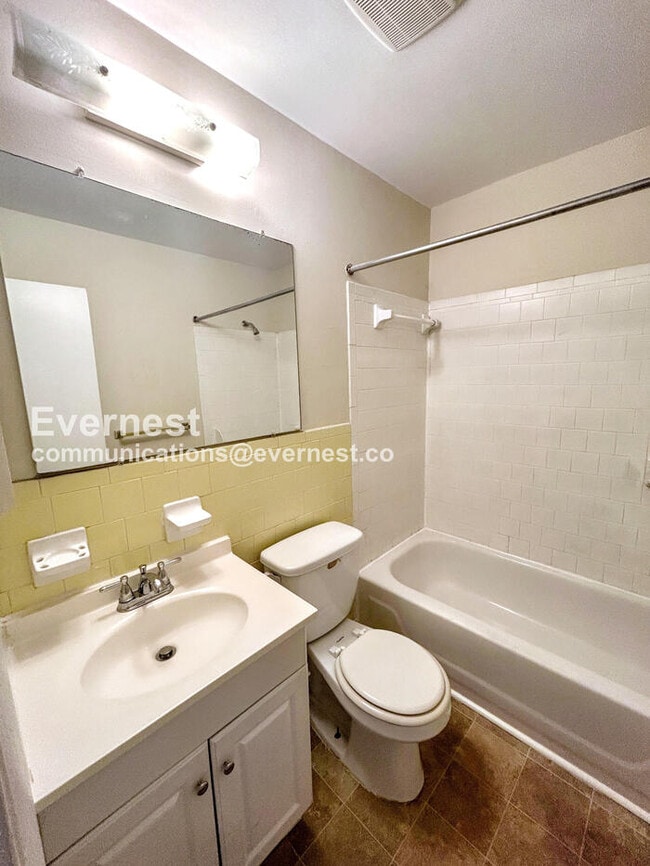 Photo - 1403 Calander Ct