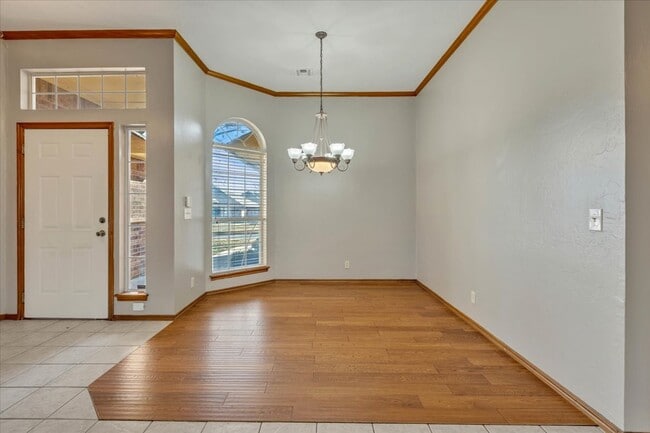 Photo - 405 NW 142nd Cir