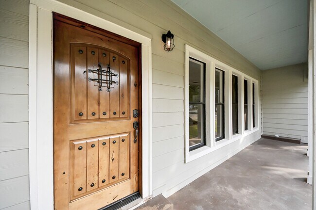 Photo - 1507 Brooks Ave