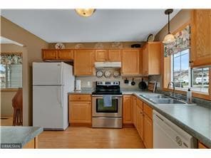 Photo - 1612 Nuthatch Ave