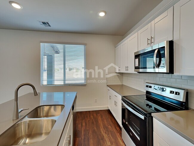 Photo - 6142 W Calle Bilboa