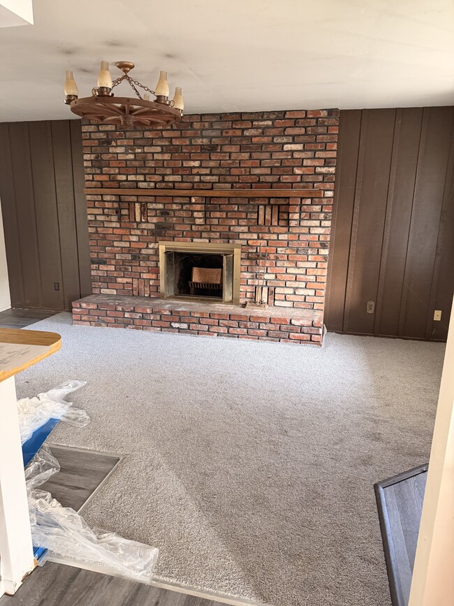 Photo - 1 Sylvan Spring Dr