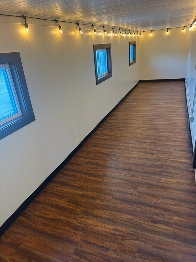 Photo - 702 Peer St Unit 1