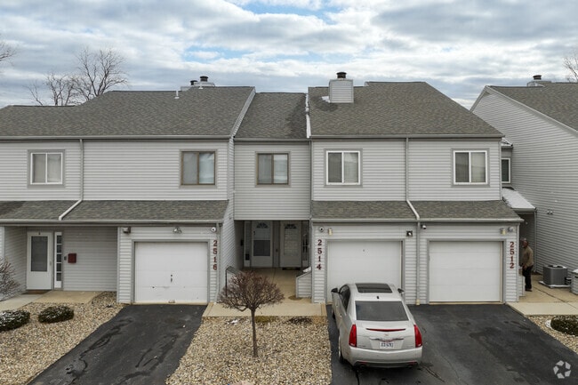 Photo - Heather Village Condominium