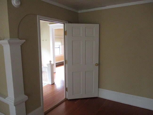 Photo - 1392 Willamette St