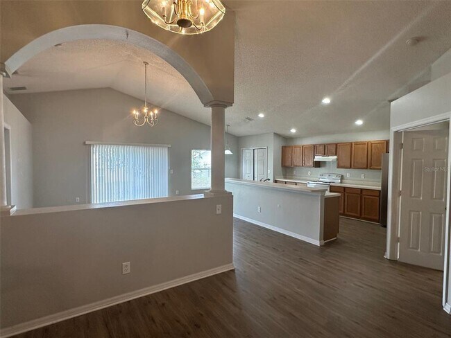 Photo - 1001 Lake Charles Dr