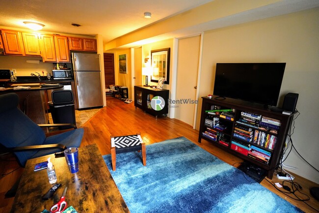 Photo - 385 Dorchester St Apartment Unit A11