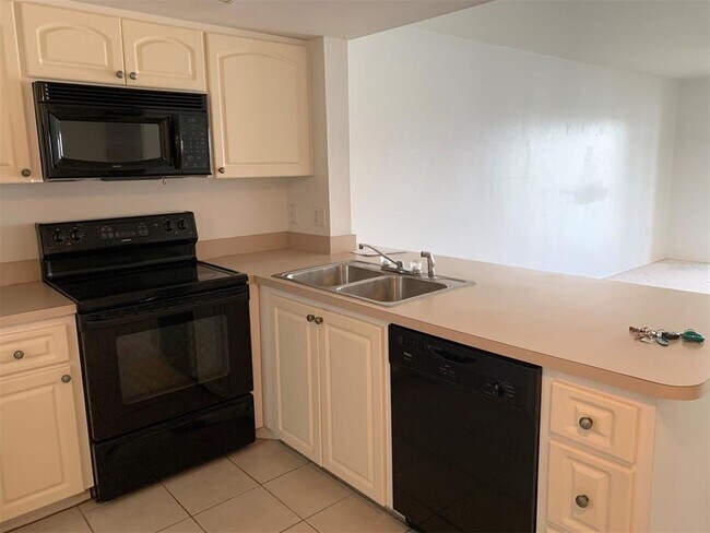 25275 Rampart Blvd Unit 1306