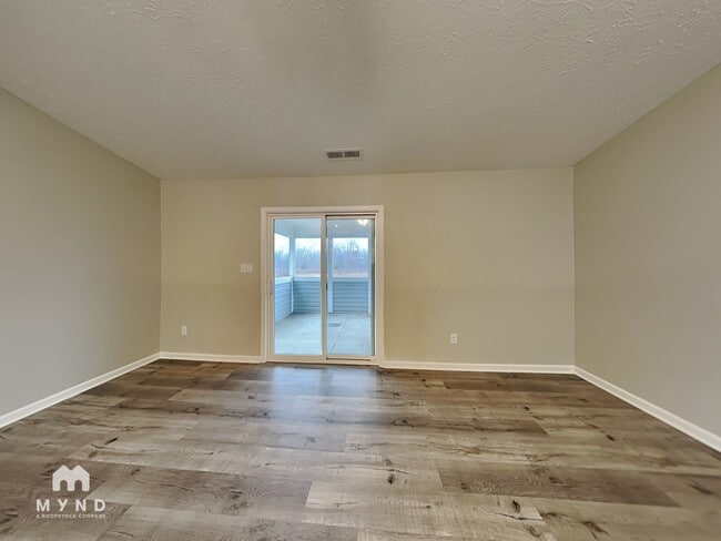 1752 James Run Way