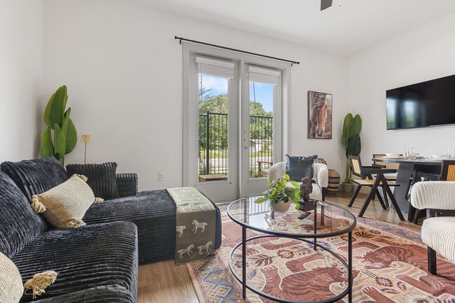 Photo - 10820 S I-35 Frontage Rd Unit SI FL1-ID1592202P