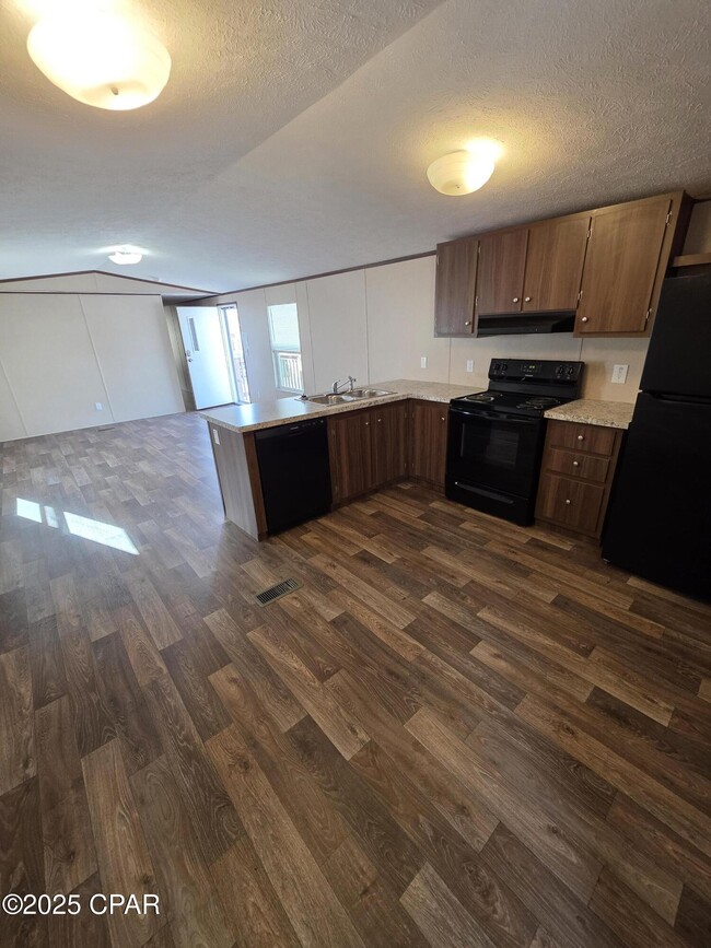 Photo - 2723 E 19th St