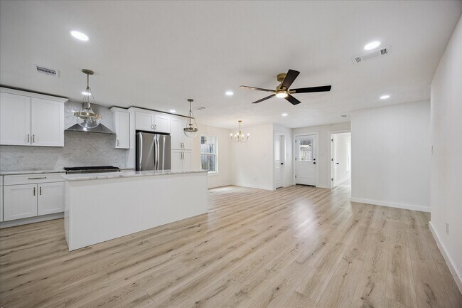 Photo - 1630 1/2-1632 Tabor St