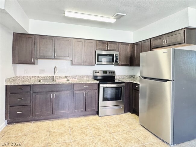 2920 E Siki Ct Unidad C
