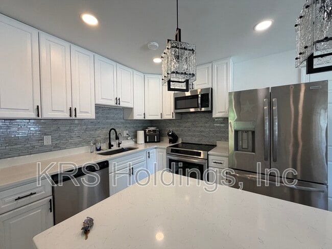 Photo - 1035 Tradewinds Rd