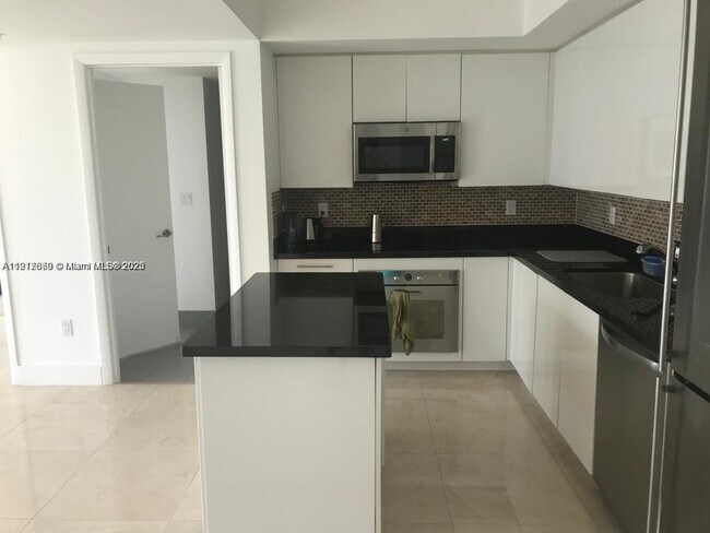 Photo - 92 SW 3rd St Unit 1904