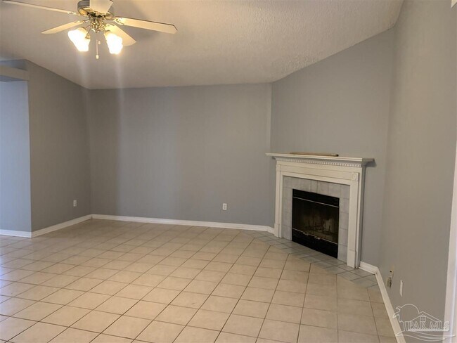 Photo - 2952 Raines St