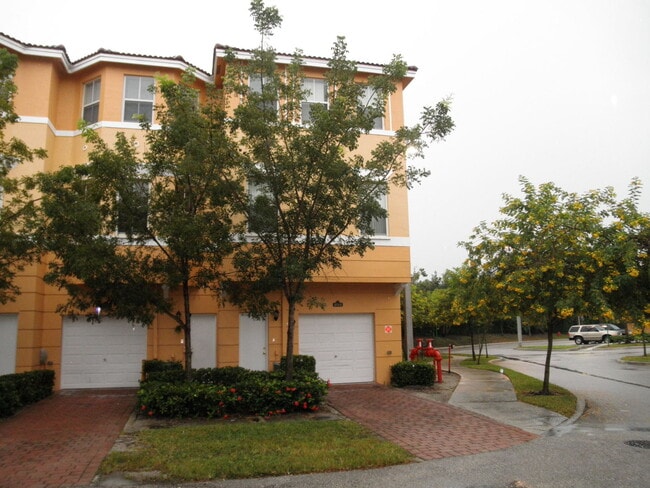 Photo - SHOMA AT ROYAL PALM BEACH