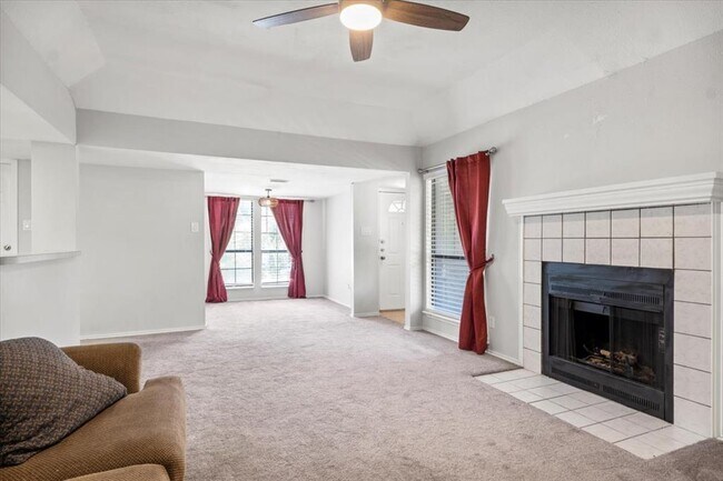 Photo - 114 N Kanaio Dr