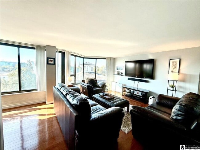 Building Photo - 849 Delaware Ave Unit #401