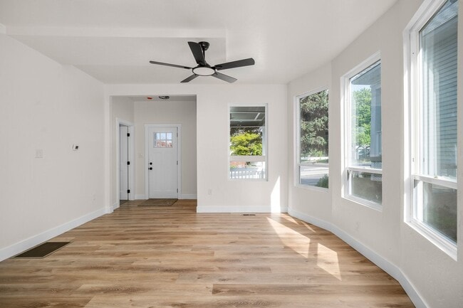 Photo - New Updated 3 Bed 2 Bath Lower South Hill Home!