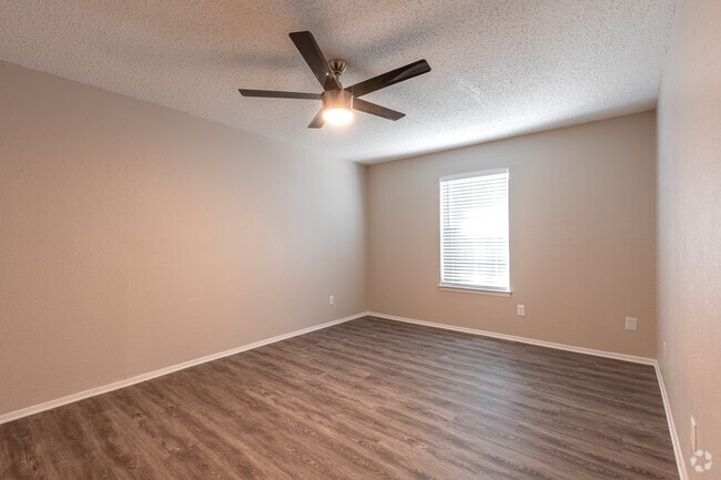B2 - Bedroom