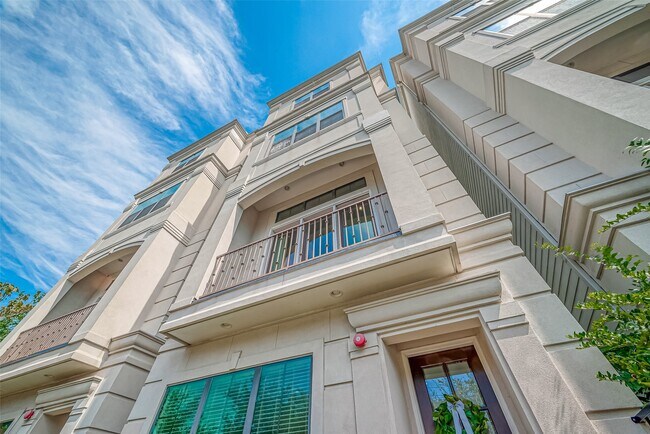 Photo - 5305 Weslayan St