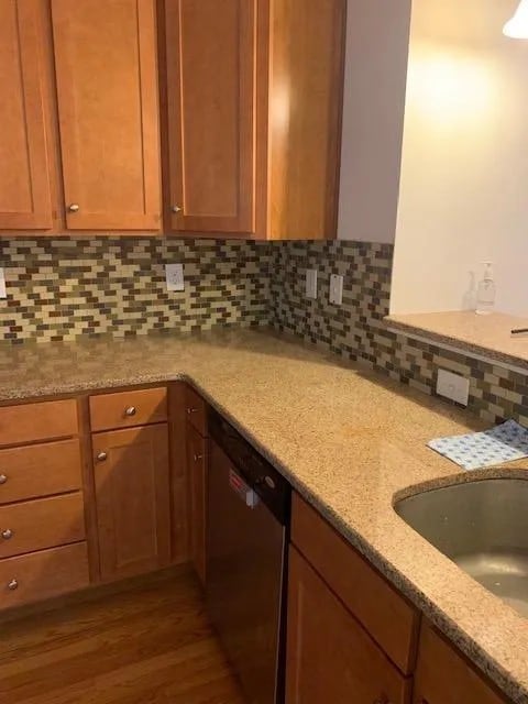 Photo - 336 Leverington Ave