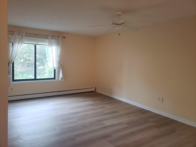 Photo - 7510 Cahill Rd Unit 209B
