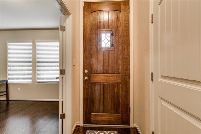 Photo - 341 Wincliff Dr