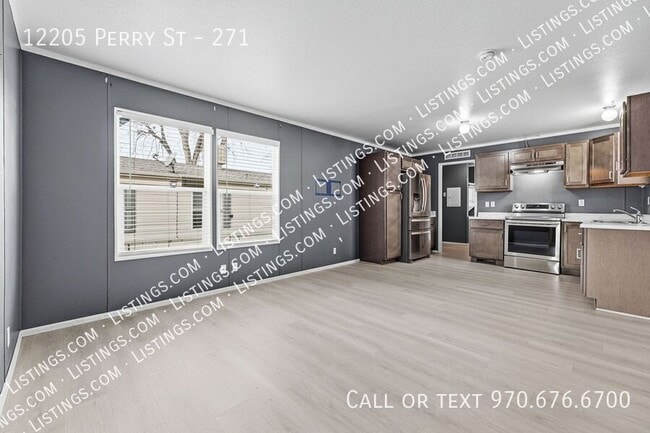 Photo - 12205 Perry St