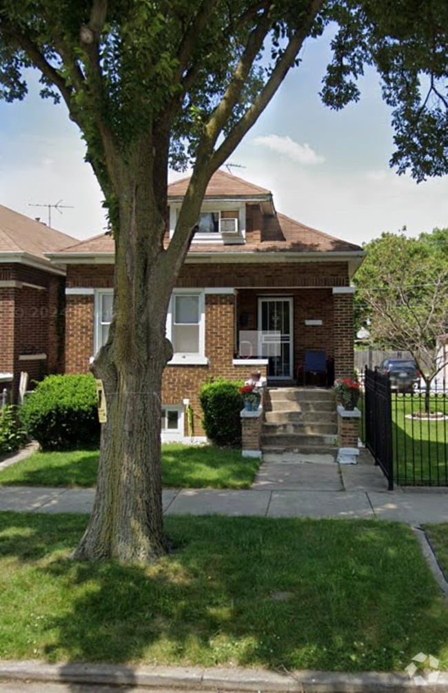 Building Photo - 10422 S Calhoun Ave Rental