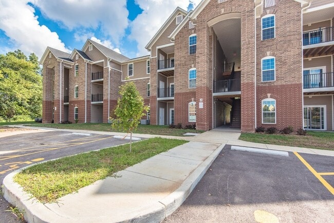 Photo - 122 Harmony Mdws Ct