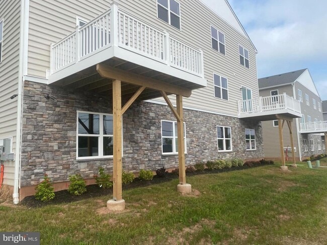 Building Photo - 3852 Ridge Pike