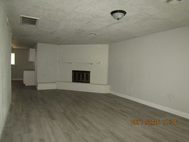 Photo - Freshly Painted/New Flooring home located closed to downtown Lawton/Ft. Sill