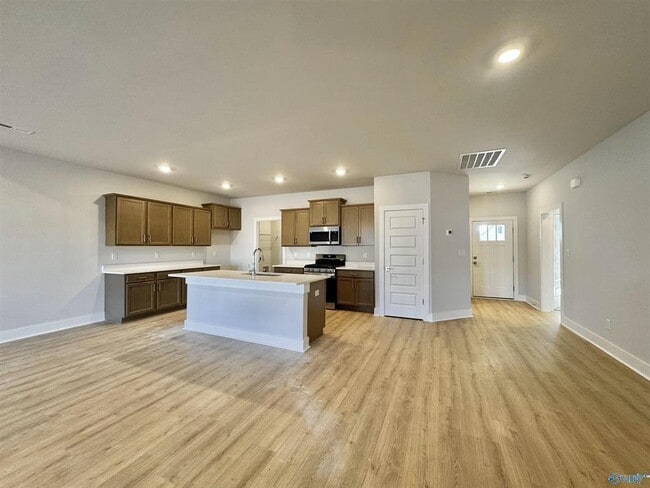 Photo - 12665 Whitcomb Cir