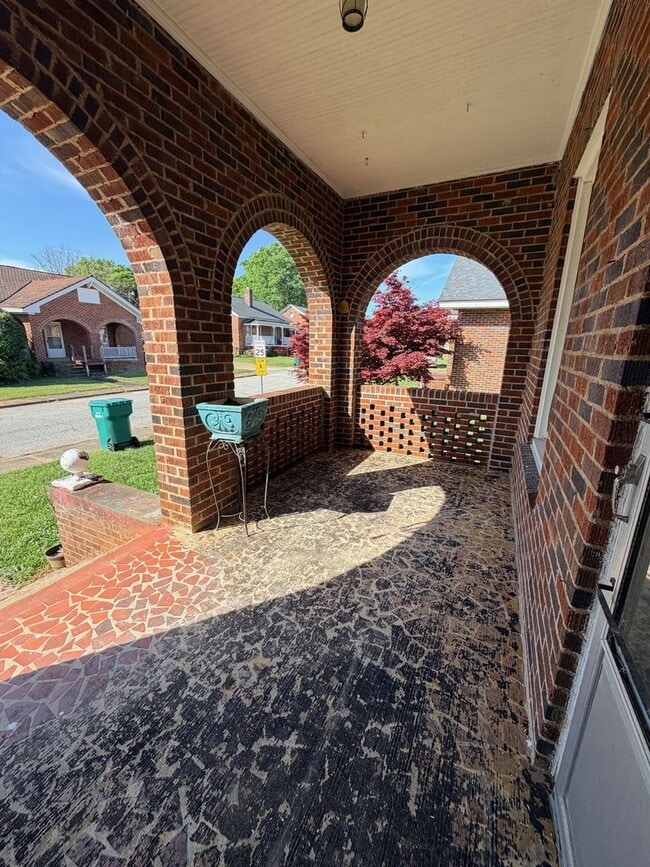 Photo - 100 Piedmont Ave Unit 100 Piedmont