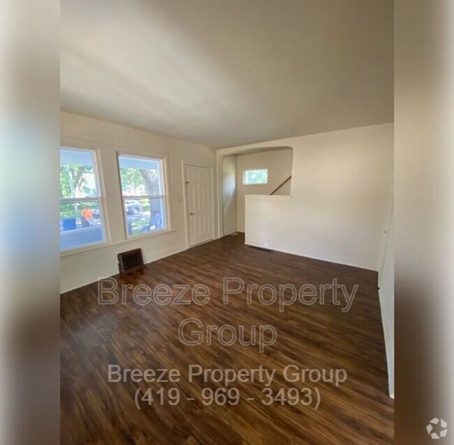 Building Photo - 142 S Detroit Ave Rental