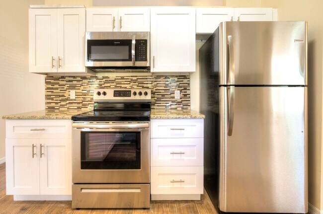 Photo - 179 Frontier Dr
