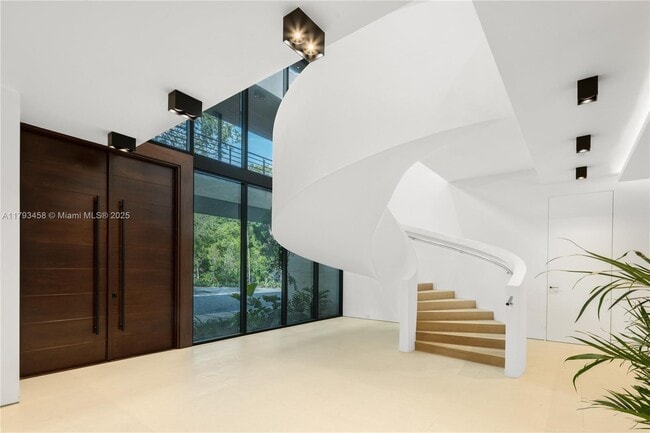 Photo - 4040 Kiaora St