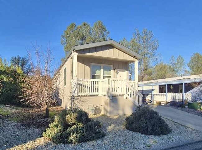 Building Photo - 1028 Shawnee Trail