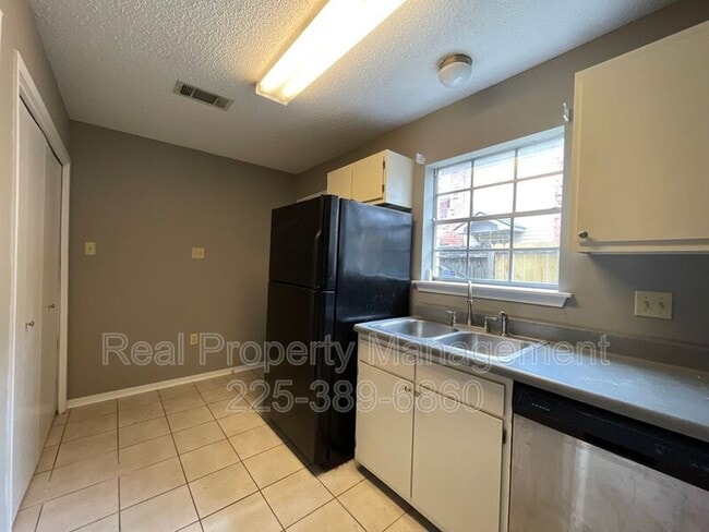 Photo - 1704 Brightside Dr Unidad C